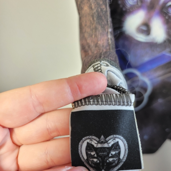 Phresha tank / size small - Picture 4 of 4